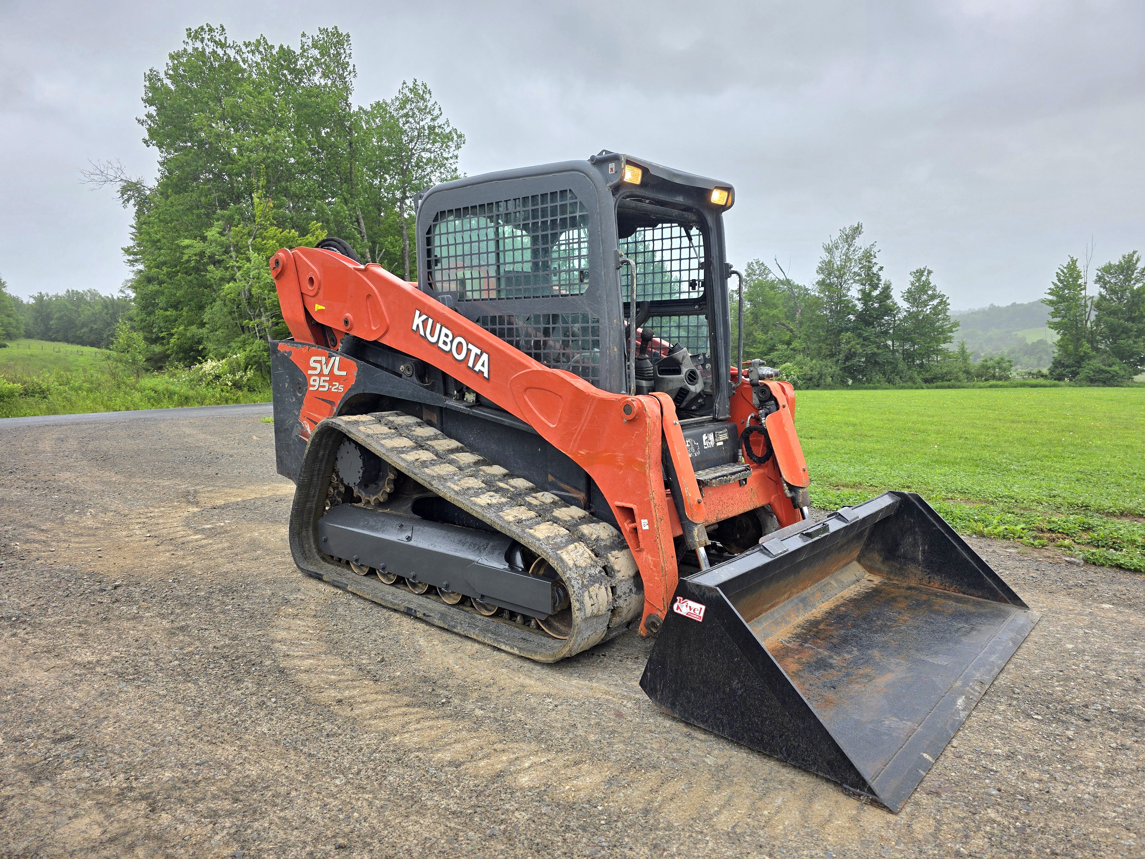 2019 Kubota SVL95-2S ($34,500)